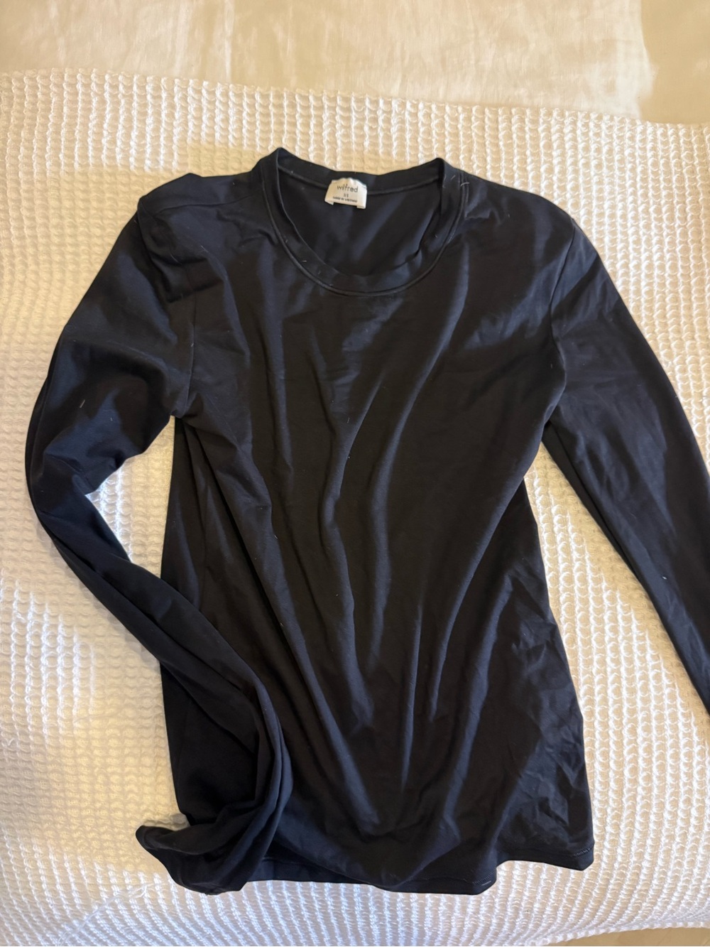 Aritzia Long Sleeve Crewneck Top - Black